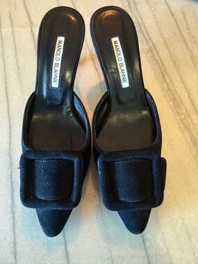 ** SOLD** 
Manolo Blahnik Black Maysle Suede Pointed Mule with Buckle Accent 37